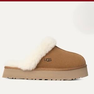 Brand new UGG Women's Disquette Chestnut Sheepskin Slippers women’s  size 6